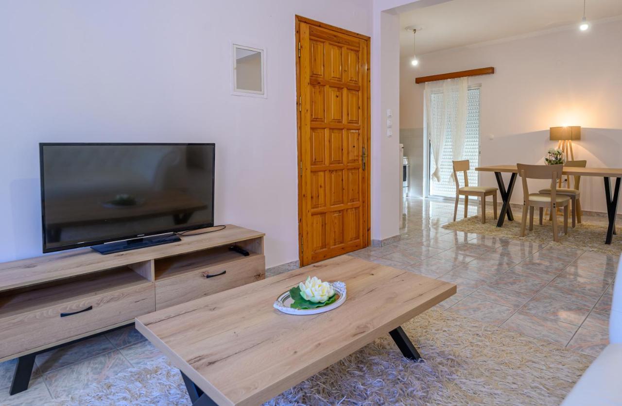 Flower Apartment Preveza Exterior foto